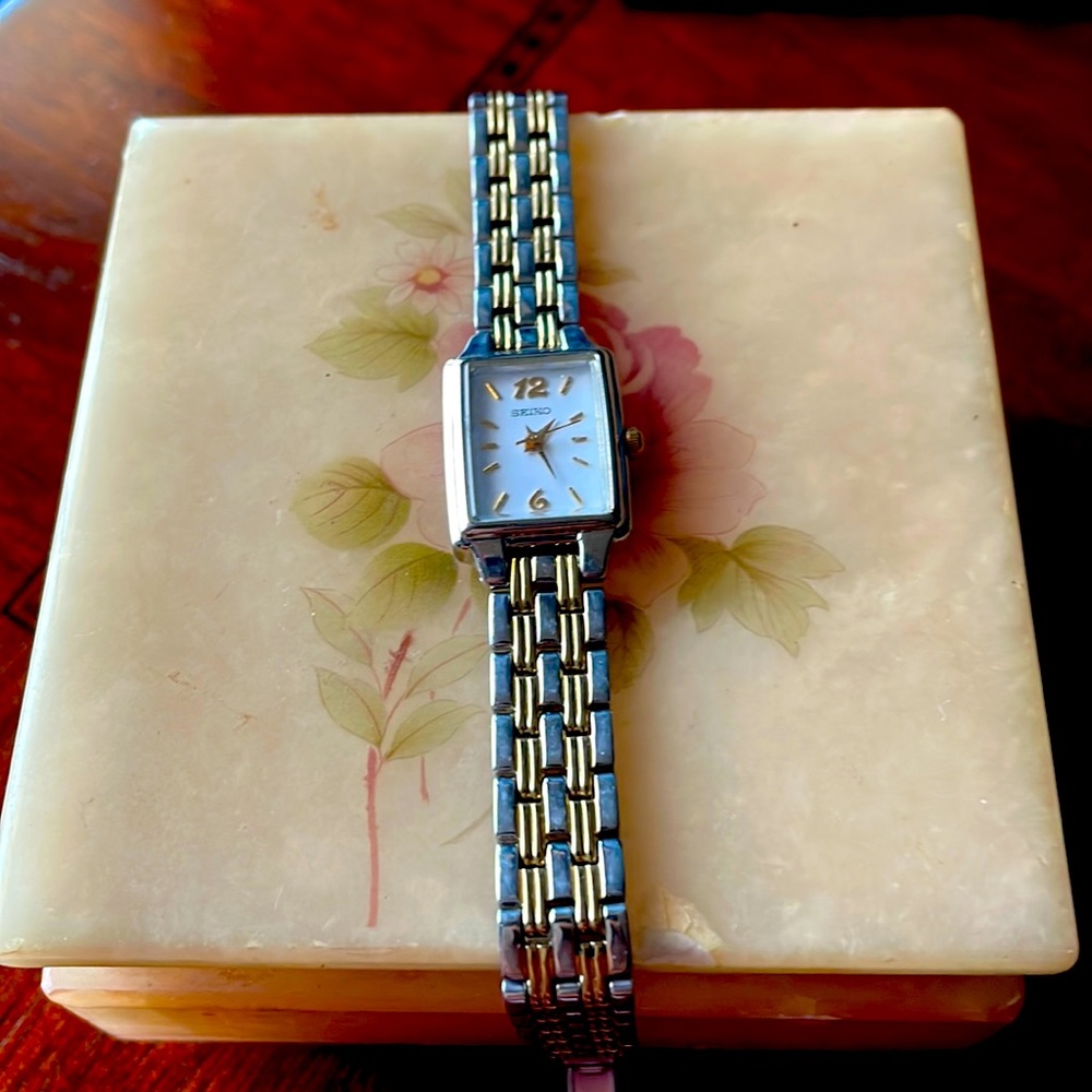 Women’s Seiko Watch